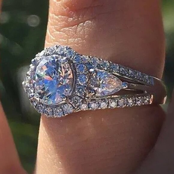 🌸Noble Anillos Round Zircon Three Layer Hollow Silver Plated Dainty Ring, L219 - Picture 1 of 3